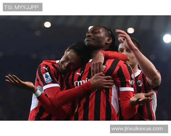 冲突升级！AC米兰与教练发生激烈争执