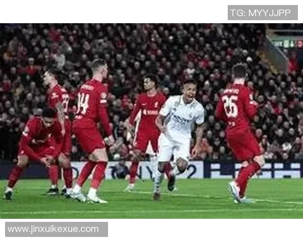 今日焦点大战：利物浦豪华阵容迎战劲敌 展现实力之巅峰对决