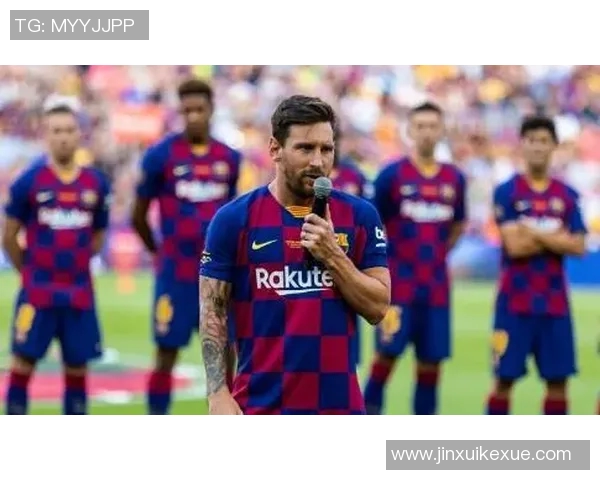 巴萨引发球迷热议：这一行为让球迷情绪炸锅，舆论风暴再起